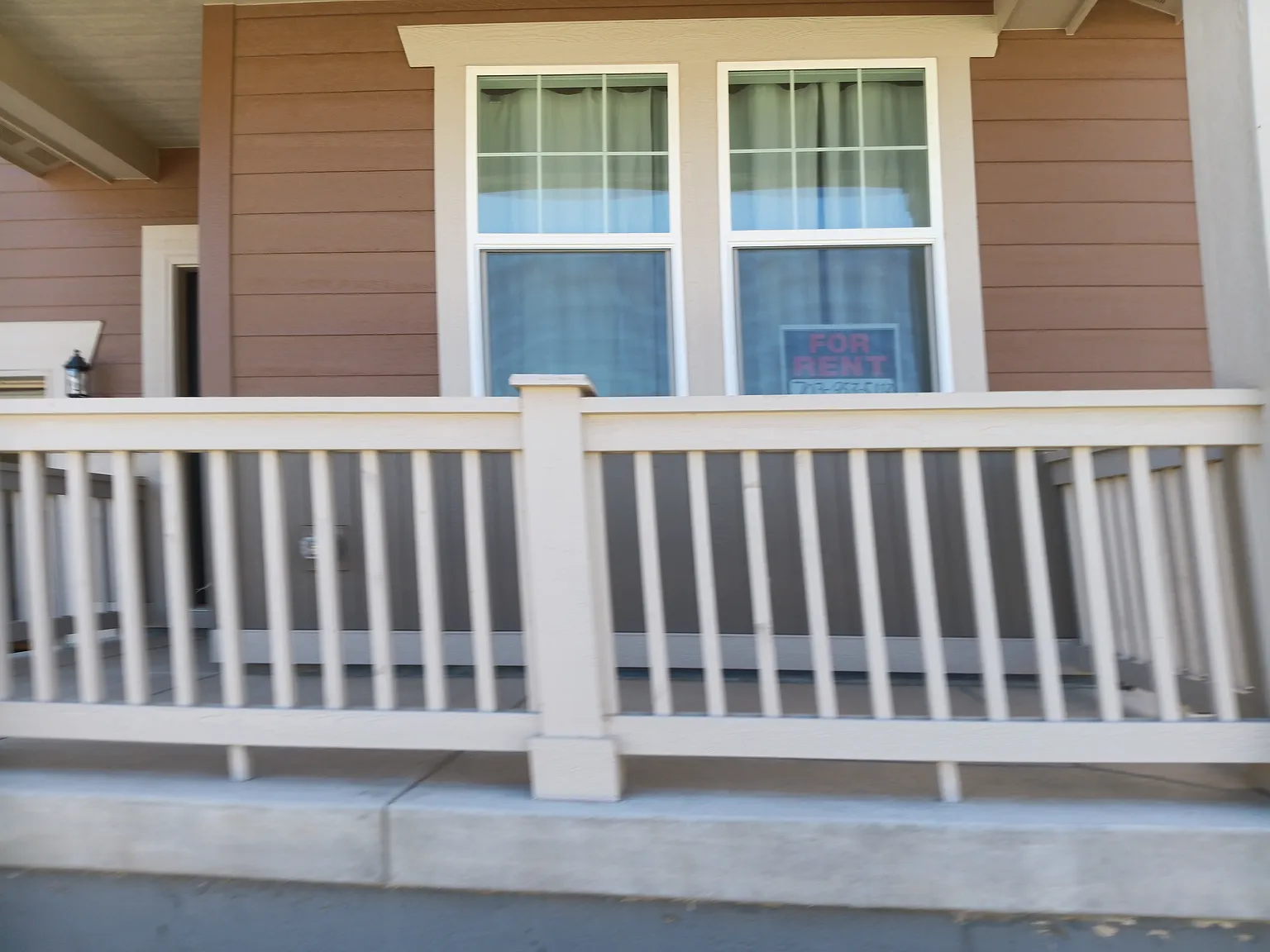 3 bed, 1359 sqft, $2,850 — Photo 3