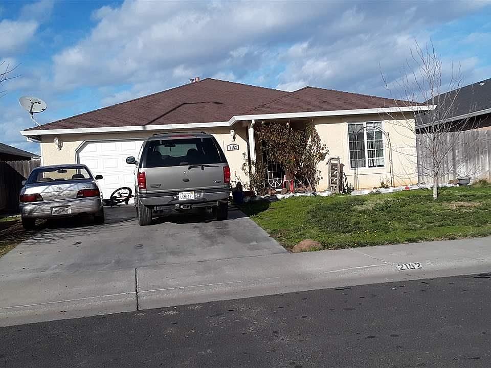 2nd image of 2152 Blossom Ave