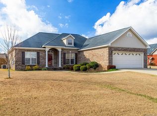 209 Pine Level Rdg, Deatsville, AL 36022