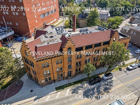 2nd image of 1702 W 28th St #2B-2Ba-1886Sqft