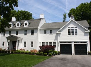 30 Summit Pl, Newburyport, MA 01950