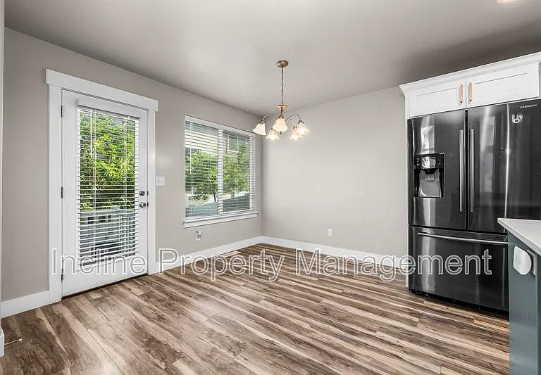 4863 W Spire Way — Photo 6