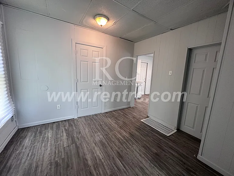 512 N Griffin St — Photo 11