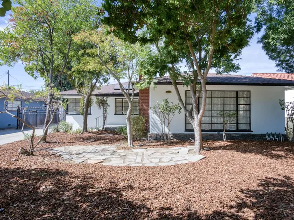 2649 N Adoline Ave, Fresno, CA 93705