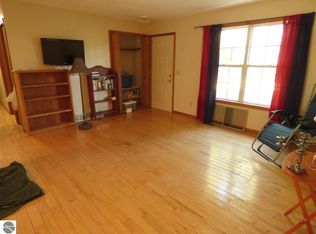 20659 Cinder Rd, Interlochen, MI 49643