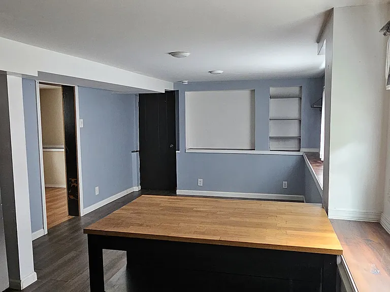 3520 N Narragansett Ave #B — Photo 4
