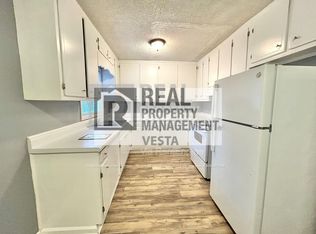 2403 N Groveland Cir, Macon, GA 31206