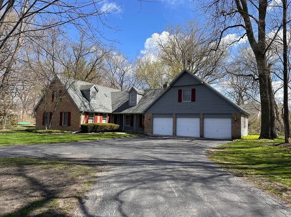 493 Warwick Ln, Village Of Lakewood, IL 60014