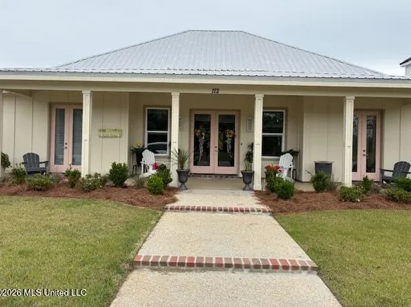 122 Seaside Oaks Dr, Pass Christian, MS 39571