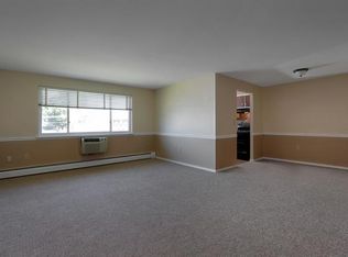 279 S Elm St #B6, Windsor Locks, CT 06096