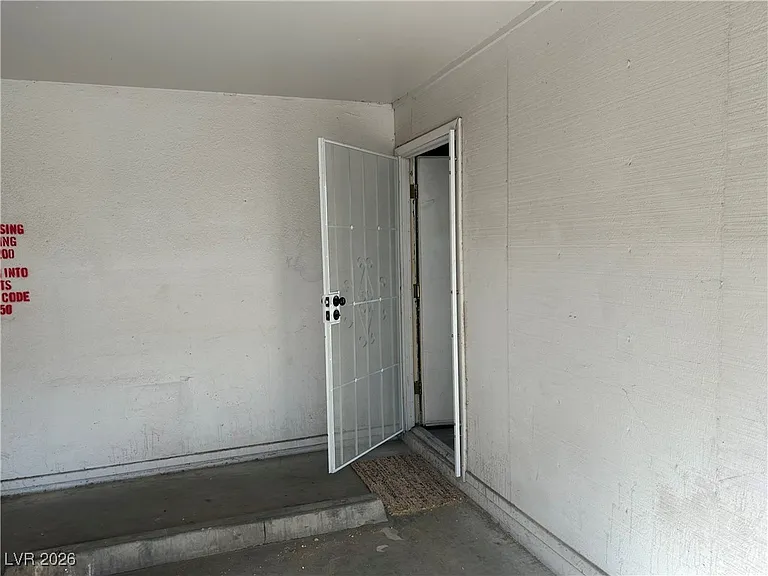 1481 Lorilyn Ave #4 — Photo 24