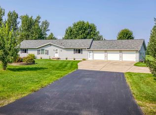 N6443 Pond St, Manawa, WI 54949