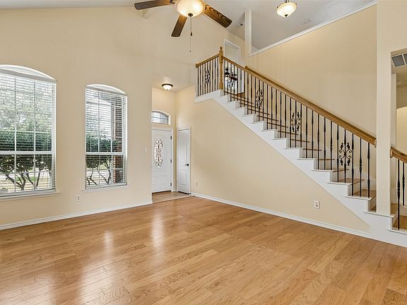 4th image of 3736 Hazel Dr