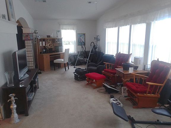 3rd image of 2716 Niagara Way