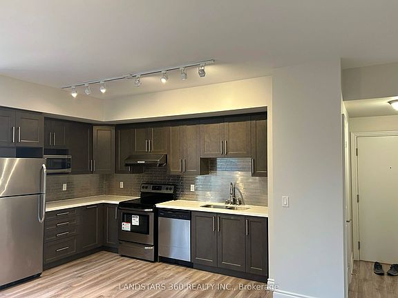 5th image of 89 S Town Centre Blvd #516