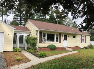 8 Jolley, Plainfield, CT 06374