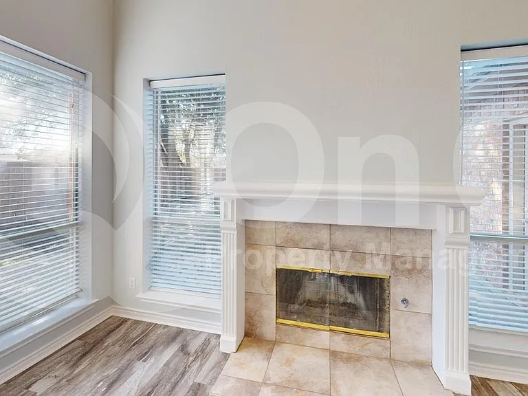 8109 Dock St — Photo 7