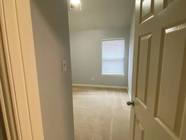 2508 Canyon Bay — Photo 31