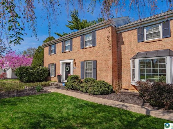 2962 Fairfield Dr N, Allentown, PA 18103