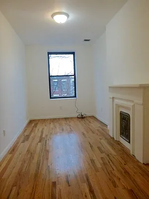 Rented by Bohemia Realty Group | media 29