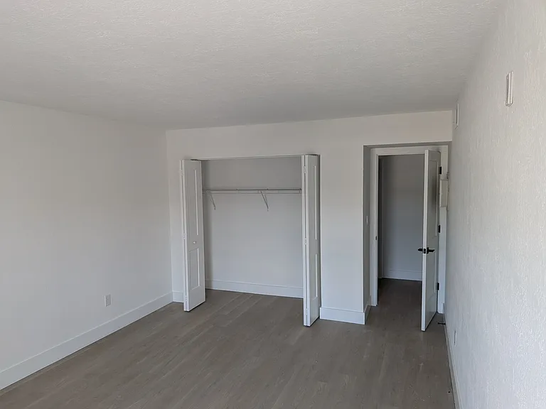 16731 McGregor Blvd #202 — Photo 1