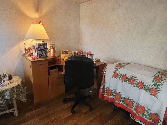 3rd image of 267 Alpine Dr