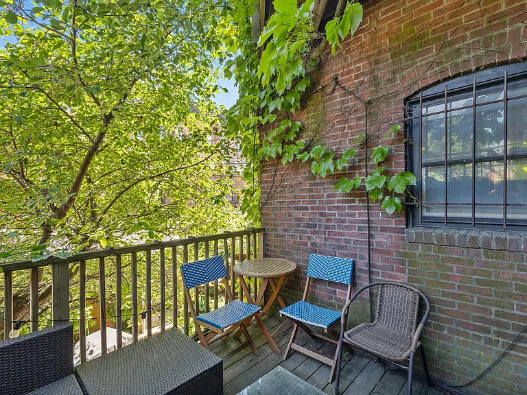 45 Rutland St #2 — Photo 13