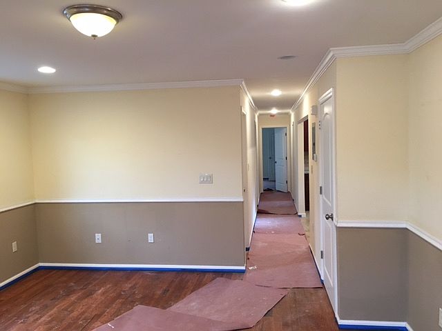 2nd image of 121 Long St