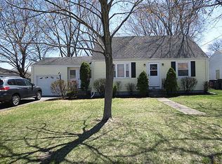 146 Cavalcade Blvd, Warwick, RI 02889