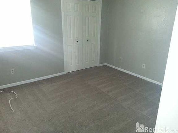 3rd image of 1402 Shallow Brk APT A