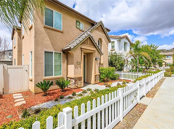 2nd image of 35726 Sundew Ln
