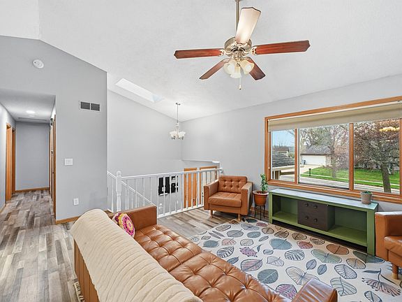 3rd image of 6209 24th Ave NW