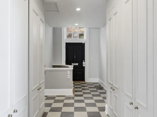 1110 Washington St, Boston, MA 02124