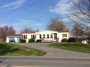 464 Cinder Rd, New Providence, PA 17560