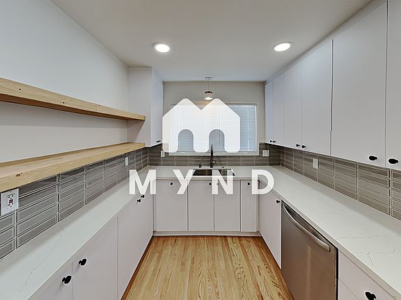 5th image of 664 Sonoma St