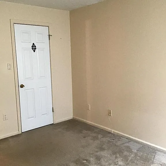 45011 Bennett Pl #5 — Photo 10