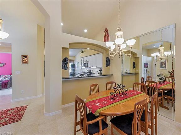 3rd image of 8343 Ibis Cove Cir