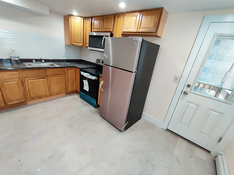 11 Avenue A #2R — Photo 5
