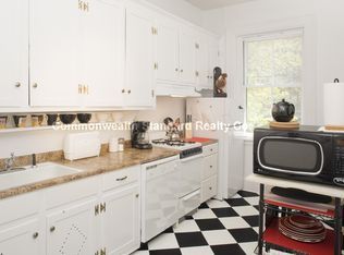453 Beacon St #6, Boston, MA 02115