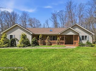 1192 Blackberry Rd, Pocono Lake, PA 18347