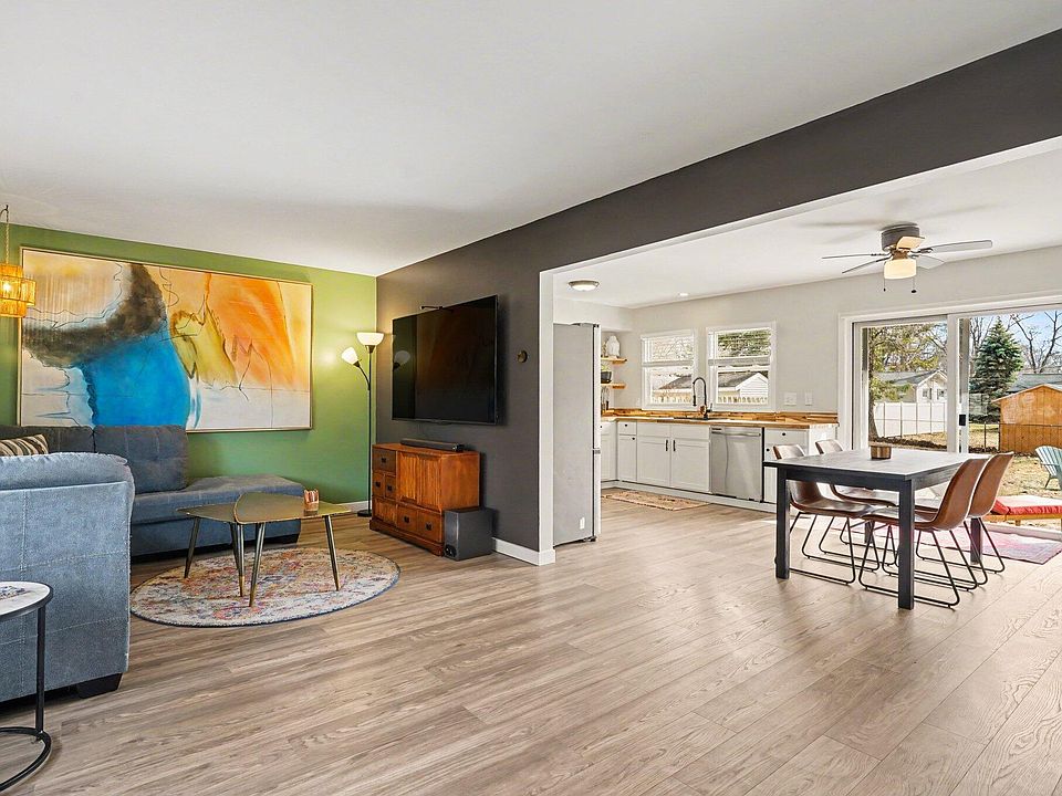 2289 Castle Ave, Norton Shores, MI 49441 | Zillow