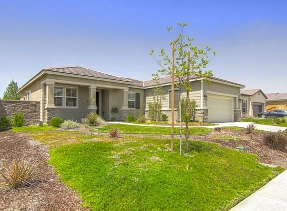 Beautiful Home in Summerly