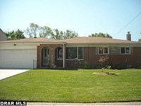 1st image of 923 Saint Johns Blvd