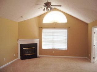 101 Abbey Dr, Springboro, OH 45066