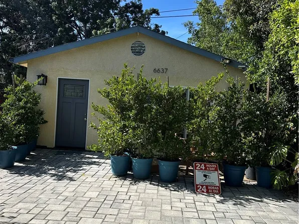 6637 Radford Ave, North Hollywood, CA 91606