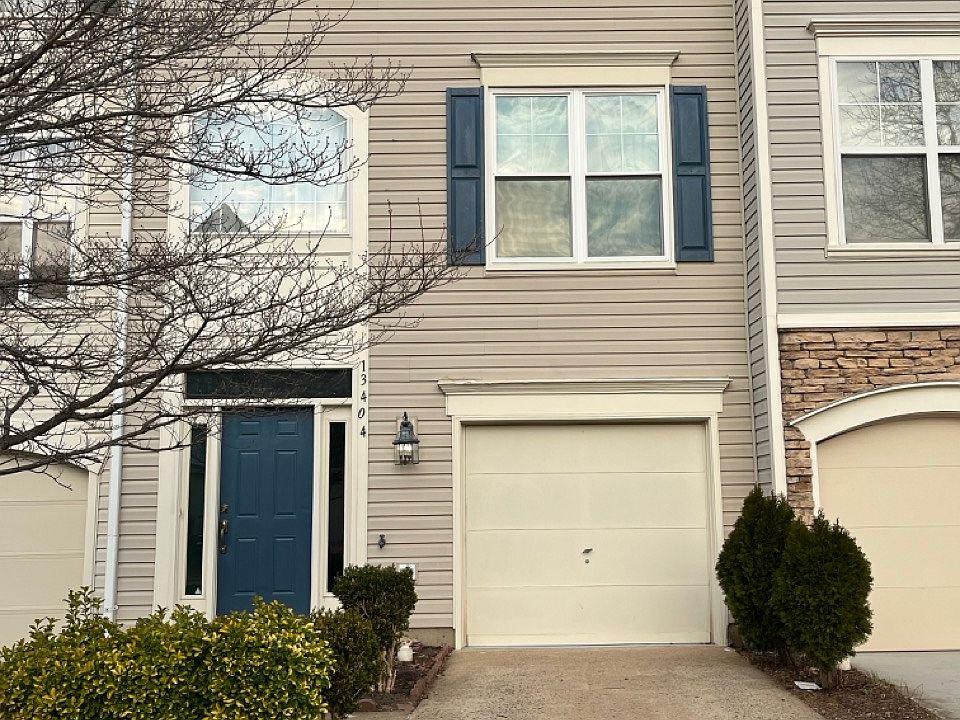1st image of 13404 Burrough Farm Dr