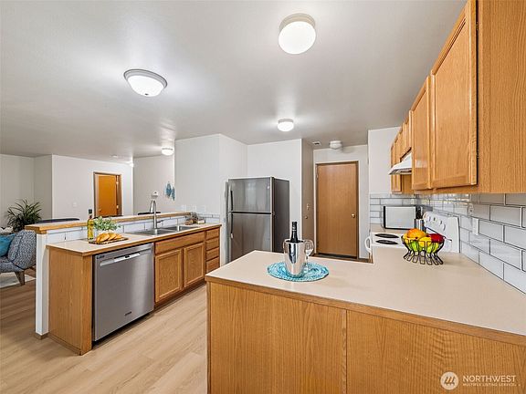 5th image of 23712 SE 243rd Place