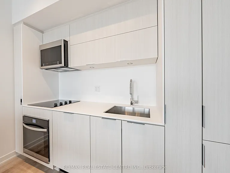 370 Martha St #2107 — Photo 12