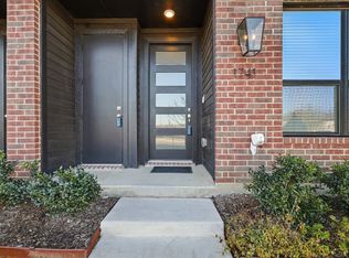 1741 W Cantey St, Fort Worth, TX 76110