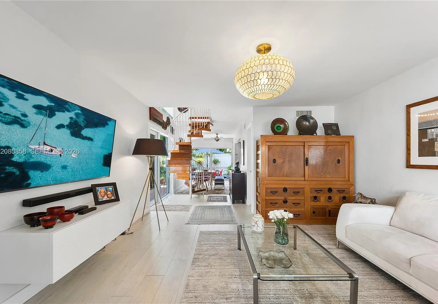 Banyan Village Condo — Photo 2
